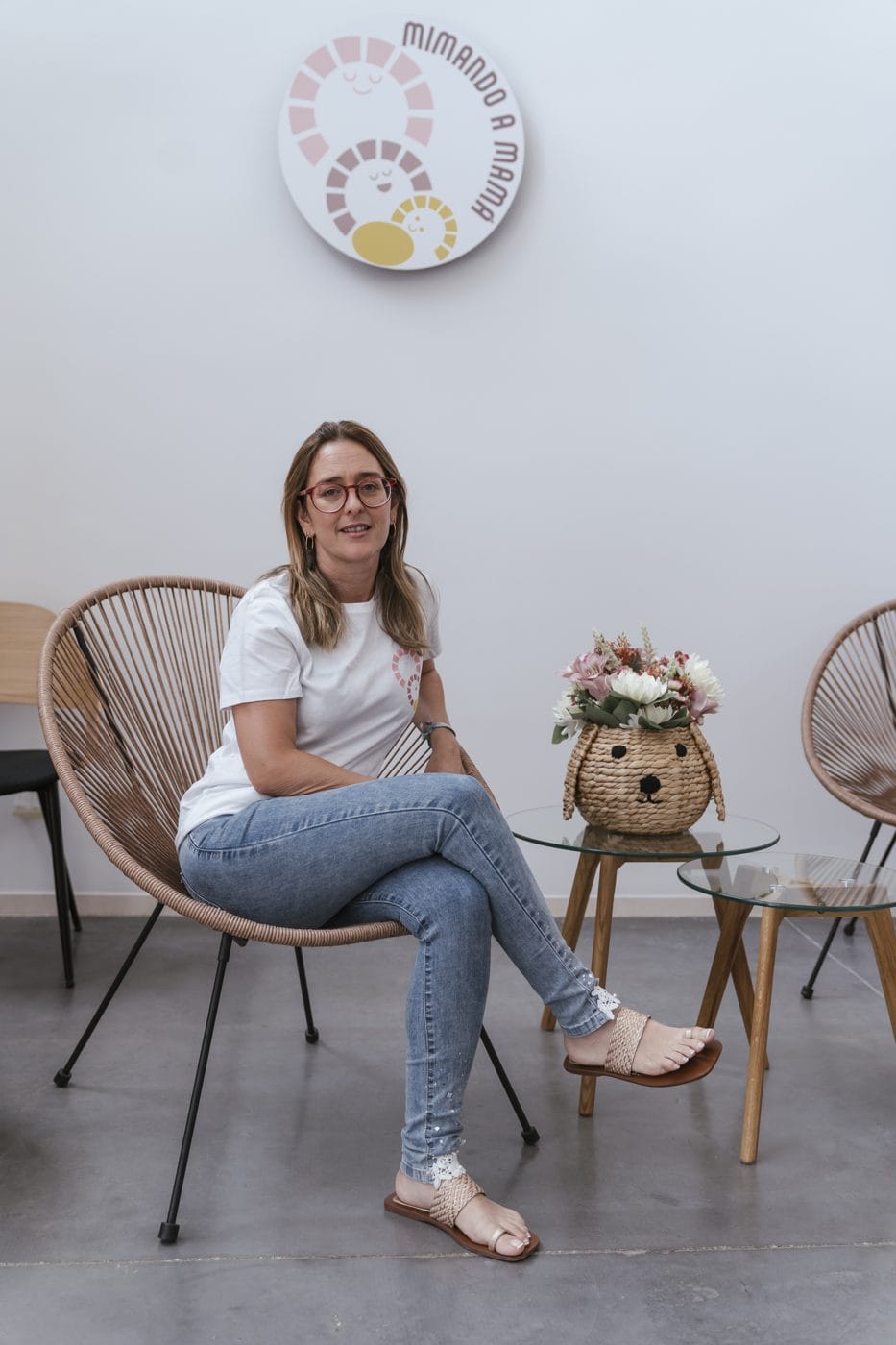 África en la sala de espera de Mimando a Mamá