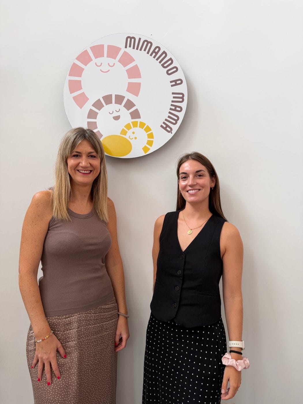 Dra. Nerea Mazaira y Dra. Lucía Villaescusa, ginecólogas de Mimando a Mamá en Alicante